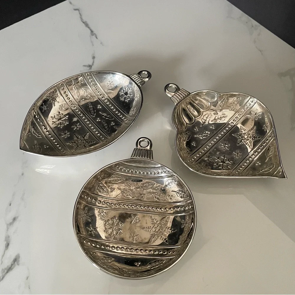 SET of 3 Ornament Dishes - International Silver Company
